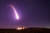 2일(현지시간) 미국 캘리포니아주 밴던버그 공군기지에서 대륙간탄도미사일(ICBM)인 미니트맨 3가 발사돼 하늘을 날아가고 있다. 이 미사일엔 핵탄두가 장착돼 있지 않았다. [사진 미 공군]