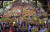 5일 오후 서울 서초구 대검찰청 앞에서 열린 &#39;제8차 사법적폐 청산을 위한 검찰개혁 촛불문화제에서 참가자들이 &#39;조국 수호·검찰개혁&#39;을 외치며 촛불을 밝히고 있다. [뉴스1]