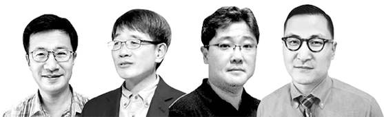 김재광 교수, 허명회 교수, 이택수 리얼미터 대표, 한규섭 교수(왼쪽부터)