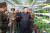 김정은 북한 국무위원장이 지난 5일 스웨덴에서 열린 북미 비핵화 실무협상 결렬 이후 첫 공개활동으로 농업 현장을 방문하며 민생 챙기기에 나섰다.[연합뉴스] 