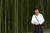 2016년 당시 박근혜 대통령이 울산 중구 태화강 십리대숲을 걷고 있다. [사진 청와대]