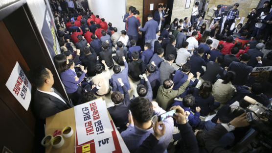  한국당 ‘패스트트랙’ 檢 불출석 고수…조사 없는 기소 가능성도