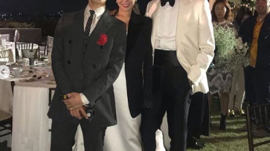 '지드래곤 누나' 권다미가 공개한 결혼식 사진 "완벽했다"