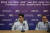 북한전 공식 기자회견에 참석한 축구대표팀 수비수 이용(가운데)과 벤투 감독. [사진 대한축구협회]
