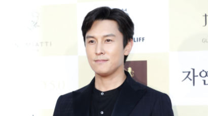 신화 김동완 "기획사들, 아이돌에 향정신성의약품 권유"