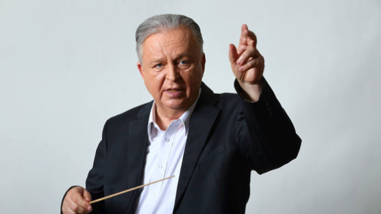 "음악의 강렬한 감정으로 한국 위로하겠다" 헝가리 지휘자 베르케시