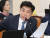 김병욱 더불어민주당 의원이 17일 서울 여의도 국회에서 열린 정무위원회 국정감사장에서 질의하고 있다. [뉴스1]