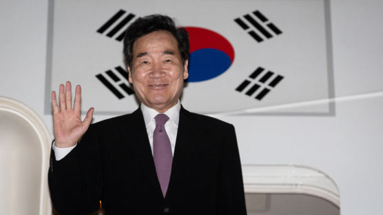 이낙연, 나루히토 일왕 즉위식 참석…'한국 정부 축하 뜻' 전달