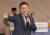 황교안 자유한국당 대표가 23일 오후 부산 부경대학교 용당캠퍼스에서 열린 &#39;저스티스 리그 공정 세상을 위한 청진기 투어 대입제도 관련 경청 간담회&#39;에서 발언을 하고 있다. [뉴스1]