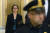 로라 쿠퍼 미 국무부 러시아ㆍ우크라이나ㆍ유라시아 담당 부차관보가 23일 공화당 하원의 실력 저지에 막혀 청문회장으로 들어가지 못하고 있다. [AP=연합] 