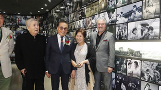 “100살 된 한국영화, 이제 1000년 숲으로 간다”