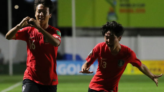 '강인이 동생들' U-17축구대표팀, 아이티 꺾고 월드컵 첫 승