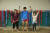 (왼쪽부터)승민, 노 선수, 가영이가 울산대학교 씨름경기장 모래판서 포즈를 취해 보였다