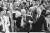 1976년 7월 13일 제럴드 포드 전 미국 대통령이 필라델피아에서 열린 올스타 게임에 앞서 시구하고 있다. [AP=연합뉴스]