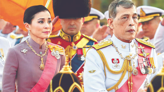 [후후월드] 세번의 이혼과 후궁 축출…‘태국 국왕 기이한 사생활’