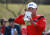 25일 오후 부산 기장군 &#39;LPGA 인터내셔널 부산&#39;에서 열린 LPGA BMW 챔피언십 대회 2라운드 13번홀에서 고진영이 스코어북을 살피고 있다. [연합뉴스]