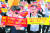 서울개인택시운송사업조합 관계자들이 지난 5월 21일 오전 서울 여의도 더불어민주당 당사 앞에서 집회를 갖고 승합차 공유 서비스 &#39;타다&#39;의 퇴출을 요구하고 있다. [뉴스1]