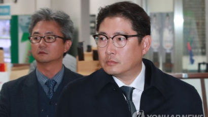[속보] 경찰, '횡령 혐의' 효성 조현준 회장 소환 조사