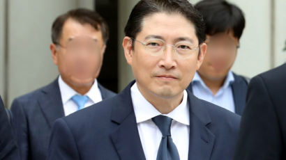 경찰, '횡령 혐의' 효성 조현준 회장 비공개 소환 조사