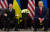 볼로디미르 젤렌스키 우크라이나 대통령(왼쪽)과 도널드 트럼프 미국 대통령이 지난 9월 25일 유엔에서 정상회담에 앞서 기자회견을 하고 있다. [AFP=연합뉴스]