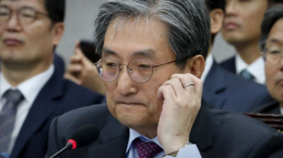 한국당 "정부가 가장 잘한 일 뭐냐" 묻자, 노영민이 한 답변