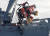 독도 인근 해상에서 추락한 소방헬기가 3일 오후 해군 청해진함에 의해 인양되고 있다. [동해지방해양경찰청 제공]