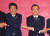문재인 대통령이 4일(현지시각) 태국 방콕 임팩트 포럼에서 열린 역내 포괄적 경제동반자협정(RCEP) 정상회의에 참석자들과 기념촬영을 하고 있다. [청와대사진기자단]