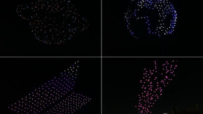  BTS와 아미 향해 잠실벌로… 밤하늘 수놓은 300개 드론