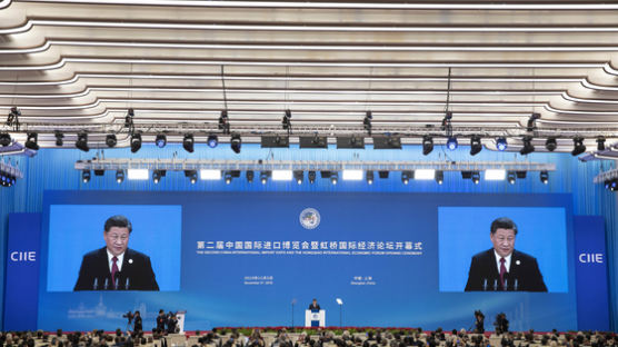 "자국 이익만 앞세우면 안된다" 트럼프 돌려서 비난한 시진핑