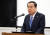 문희상 국회의장이 5일 일본 도쿄 와세다대학교에서 특별강연을 하고 있다. (국회 제공)2019.11.5/뉴스1