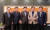 이재명 경기도지사가 10일 오후 트위터에 올린 더불어민주당 의원들과의 만찬 기념사진. (왼쪽부터) 정성호 의원, 전해철 의원, 김진표 의원, 이 지사, 박광온 의원. 