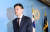자유한국당 3선 김세연 의원이 17일 오전 총선 불출마 선언 기자회견을 한 뒤 국회 정론관을 나서고 있다. 