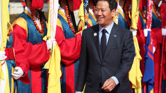 박지원 “민주당 핵심들, 임종석 성동갑 출마했으면 한다”