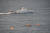 20일 제주대학교 해양실습선 아라호가 대성호 선미를 인양하기 위해 사고해역으로 접근하고 있다. [사진 제주지방해양경찰청]