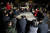 자유한국당 국회의원들이 22일 서울 청와대 분수대 앞 황교안 대표 단식농성장에서 정부의 지소미아 종료 유예 발표와 관련, 긴급 의원간담회를 갖고 있다. [뉴스1]