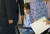 박근혜 전 대통령이 9월16일 어깨 부위 수술을 받기 위해 서울성모병원으로 들어서고 있다.[연합뉴스]
