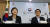 2018년 9월 13일 김현미 국토교통부 장관(왼쪽)이 서울 세종로 정부서울청사에서 주택시장 안정 방안 관련 관계 부처 합동브리핑에서 기자의 질문에 답하고 있다. 