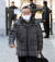 뇌물 및 성접대 혐의와 관련한 1심 선고공판에서 무죄를 선고 받은 김학의 전 법무부 차관이 22일 오후 서울 송파구 동부구치소를 나와 귀가하고 있다. [뉴스1]