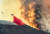 BAe-146 등 항공기들을 이용해 산타 바버라 인근 지역의 산불을 진압하고 있다. [로이터=연합뉴스]
