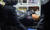 청와대 앞에서 8일째 단식하던 자유한국당 황교안 대표가 27일 밤 응급실로 이송되고 있다. [사진 자유한국당] 