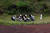 과테말라 퀘키 원주민 소녀들이 25일(현지시간) 산페드로 카르차 티풀칸 마을 들판에서 다니 코이 코치의 지도를 받아 태권도를 연습하고 있다. [EPA=연합뉴스]