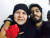 최루탄에 맞아 숨진 사파 알 사라이(26)가 생전에 그의 어머니와 찍은 사진. [프론트라인디펜스 홈페이지 캡쳐]