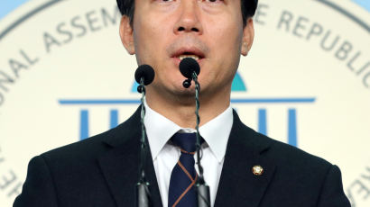 한국당 3선 김영우 총선 불출마…“부끄러운 정치인, 지금이라도 책임 지겠다”