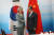 강경화 외교부 장관이 지난 8월 20일 중국 베이징에서 왕이 중국 국무위원 겸 외교부장과 회담을 갖고 기념촬영을 하고 있다. [사진 외교부]