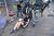 홍콩 경찰이 지난달 홍콩이공대 시위현장에서 한 여성 시위대를 붙잡아 끌고 가고 있다. [AFP=연합뉴스]