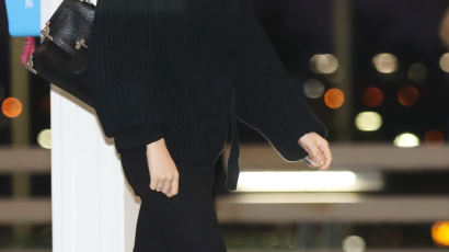 JYP “과도한 사진 촬영에 지효 부상…반복 문제 발생시 법적조치”