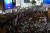 8일 홍콩 코즈웨이베이에서 행진 중인 홍콩 시위대. [로이터=연합뉴스]