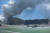 뉴질랜드 북섬 앞 화이트 아일랜드에 있는 와카아리 화산이 9일(현지시간) 폭발해 분화구 인근에 있던 관광객들이 실종되거나 부상을 입은 것으로 추정되고 있다. [사진 트위터]