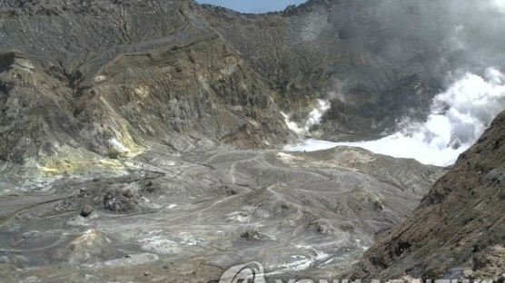 뉴질랜드 섬 화산 분출로 5명 사망·27명 실종…"생존자 없을 듯"