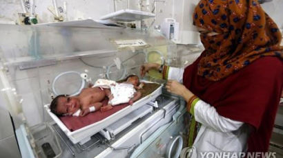 쌍둥이 중 한명이 사라졌다…신생아 빼돌린 파키스탄 병원 